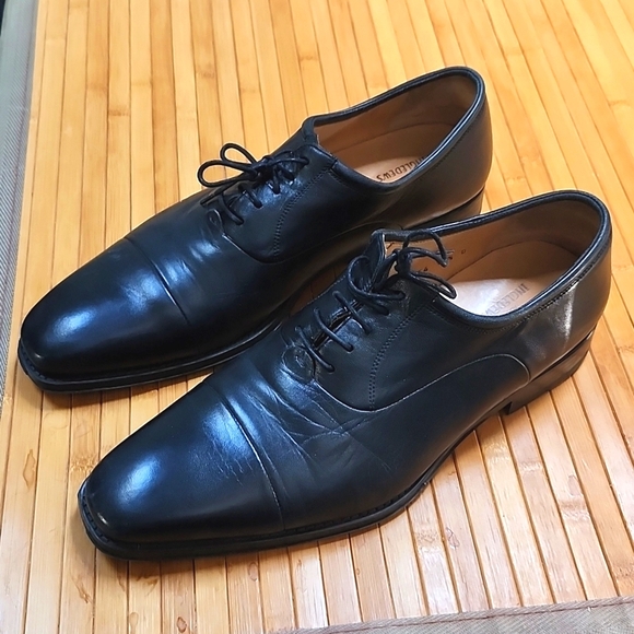 Magnanni Frederico Cap Toe Oxfords in Black - Picture 2 of 11